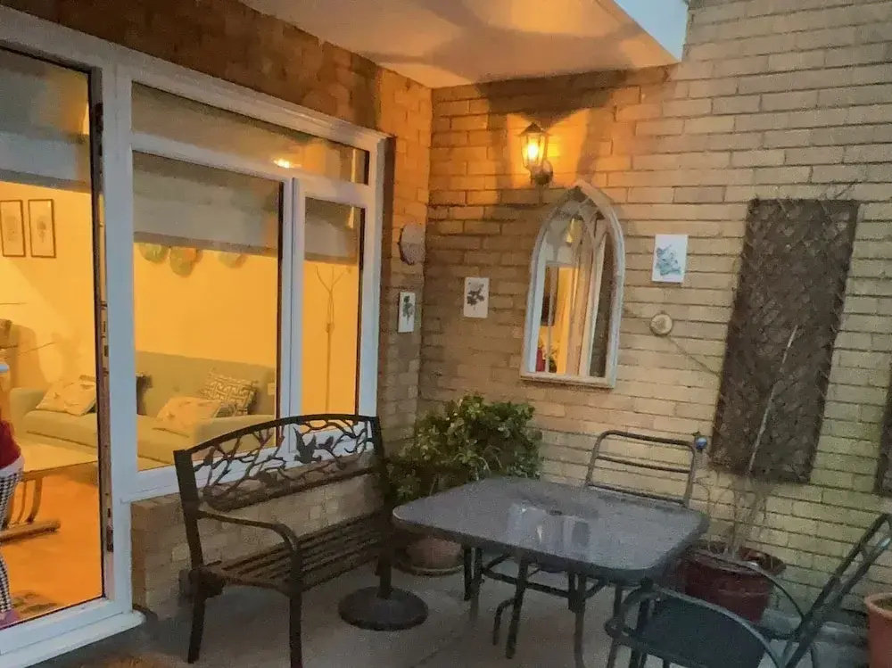 Beautiful 3 Bedroom Apartment in Bournemouth