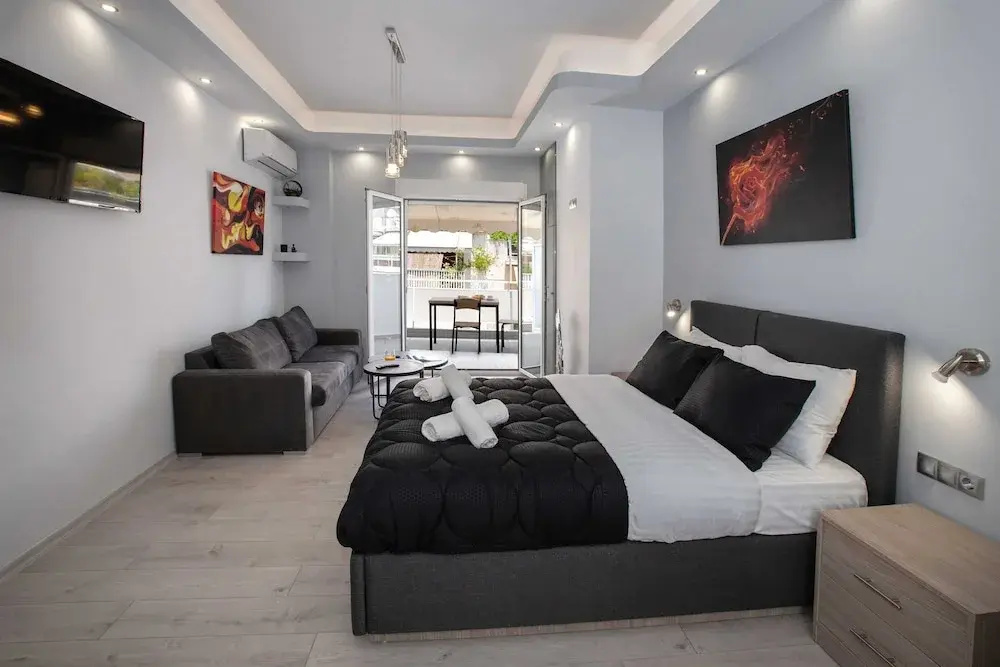 Studio penthouse near Acropolis by GHH