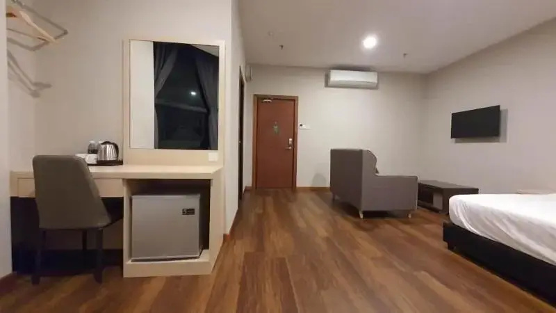 VISTA HOTEL