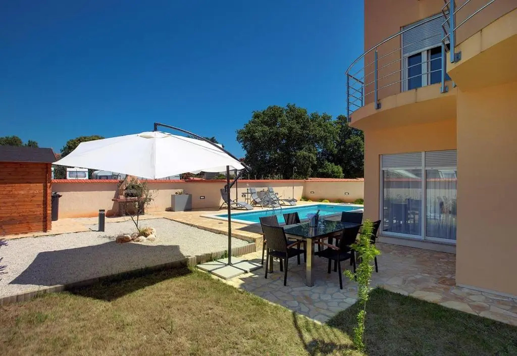 Villa Elena