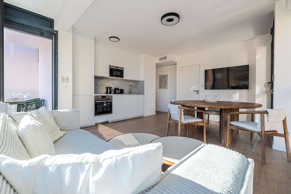 Superb Terrace Apartment in Monaco/beausoleil