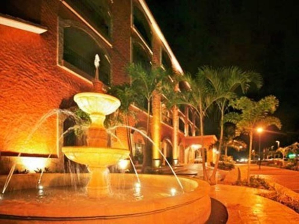 Marina Park Plaza Condos by Villas HK28