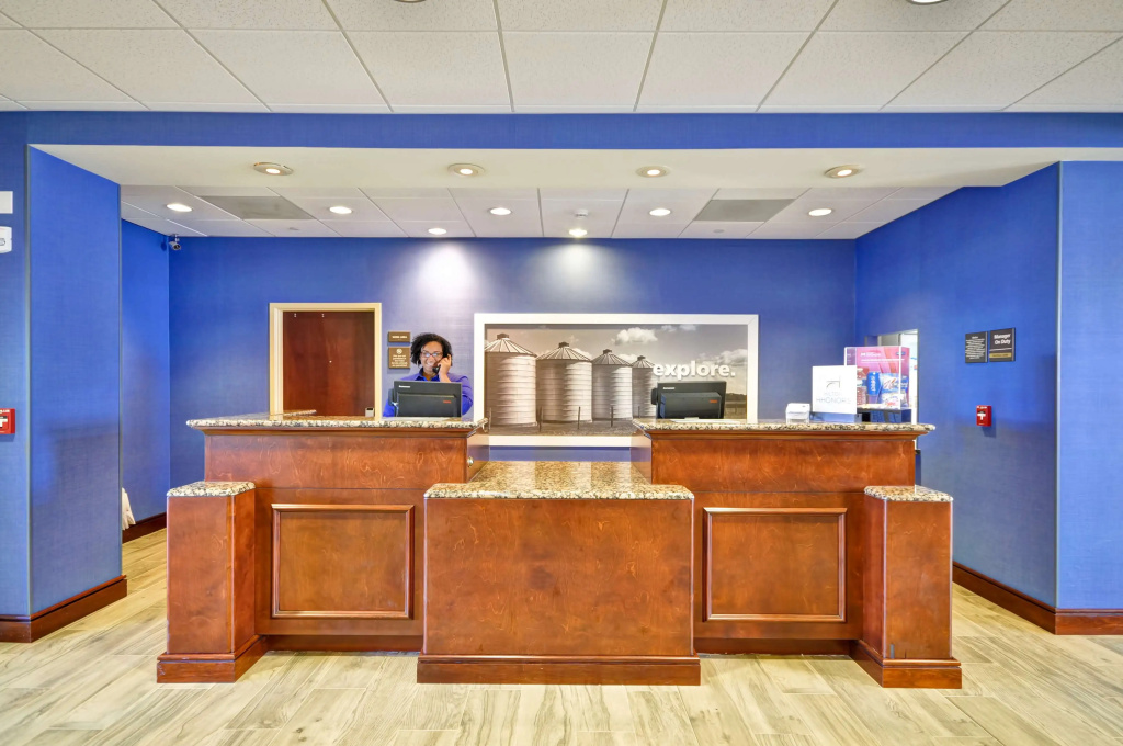 Hampton Inn and Suites Fredericksburg