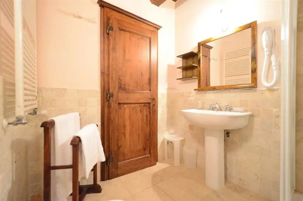 Antico Borgo Montefienali