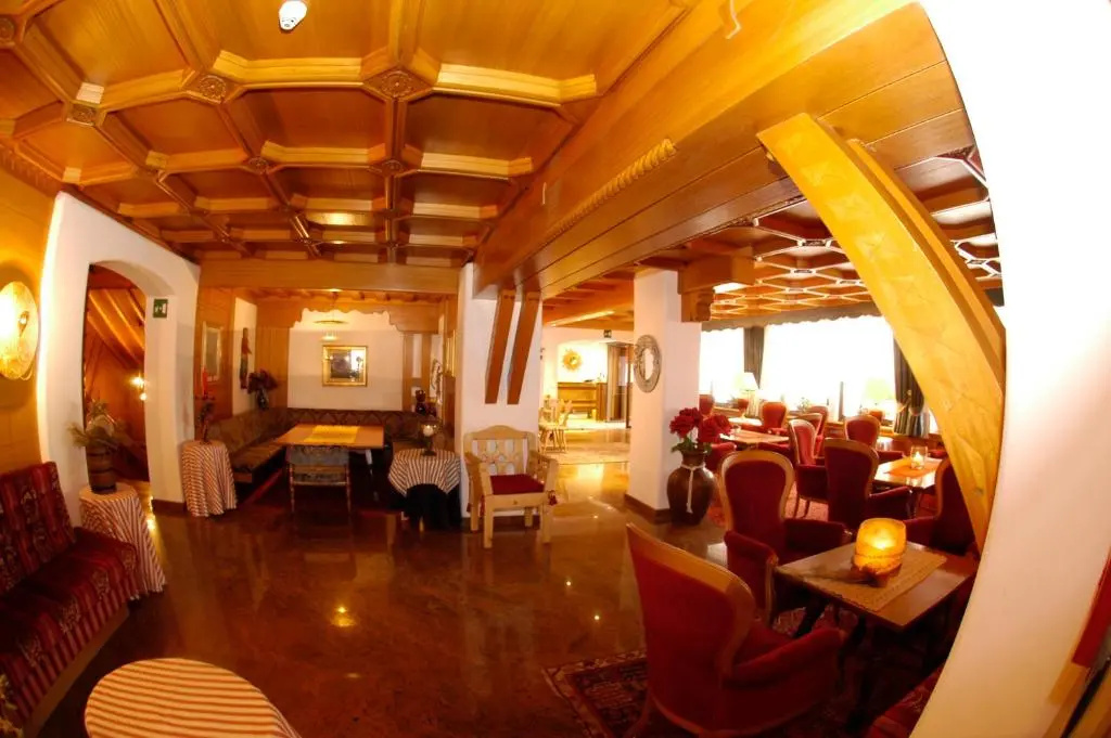 Hotel Meida