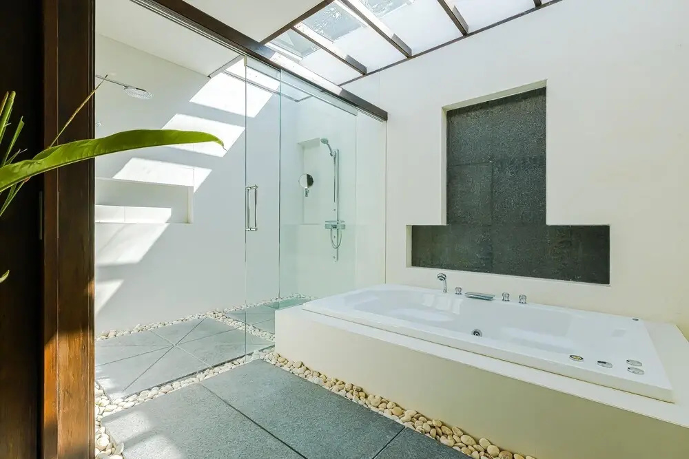 Luxury Mansion 6 BR on Golf Course JB