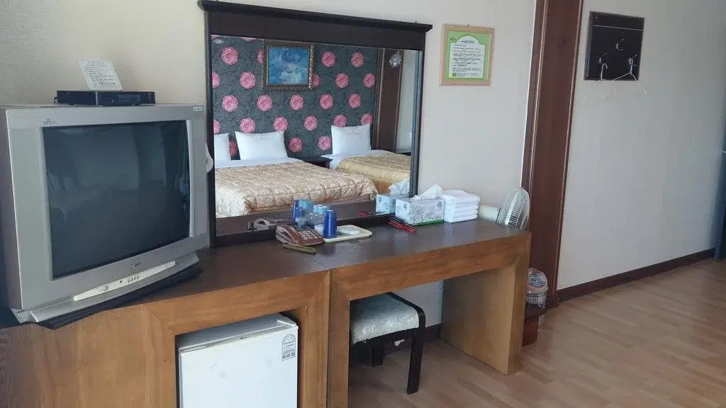 Geoje Mongdol Beach H Avenue Hotel