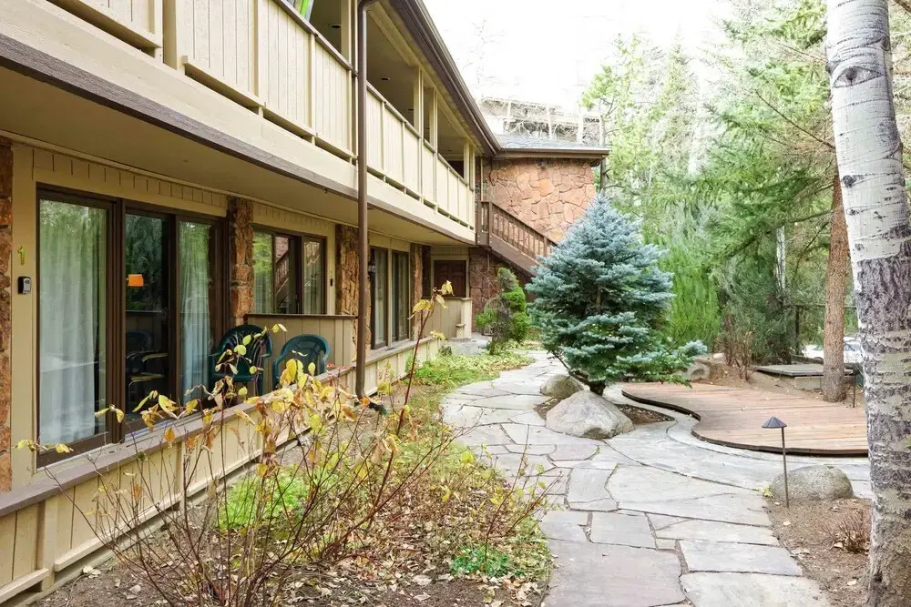 Wonderful 2BR 1,5BA at the base of Aspen Mountain