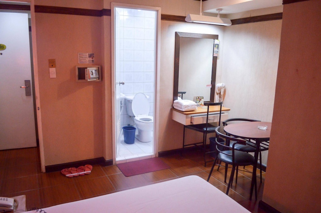 Hotel Sogo Aurora Cubao