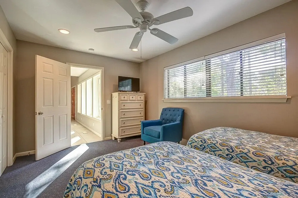 44 Sea Lane Holiday Home