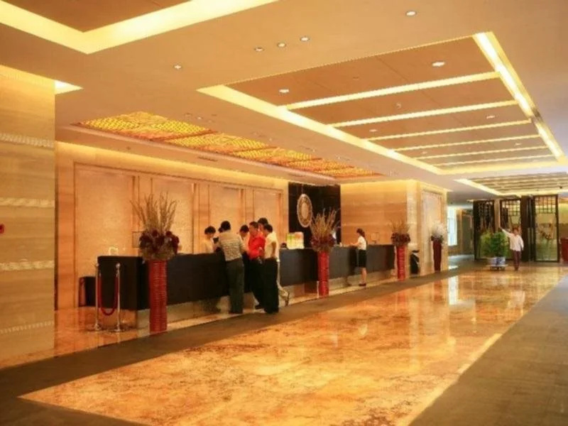 Mirror Lake Hotel