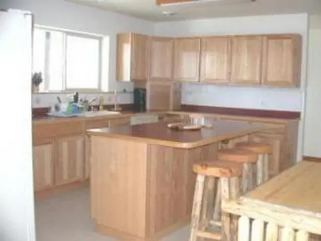 Elk Meadows Lodge