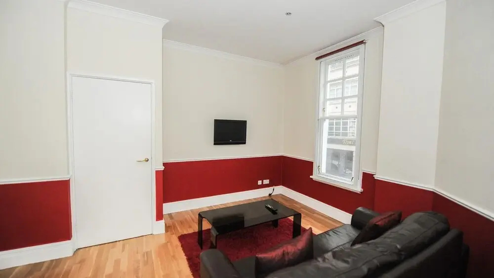 Bright And Spacious 1 Bedroom Apartment