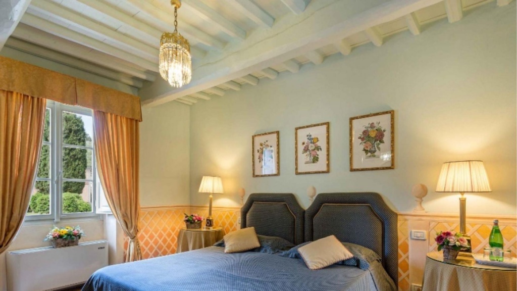 Elegant Tuscan Village Luxury Residence up to 24 Guests-borgo Bernardo
