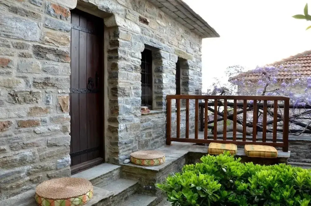 Fyloma Villa With 5 Bedrooms