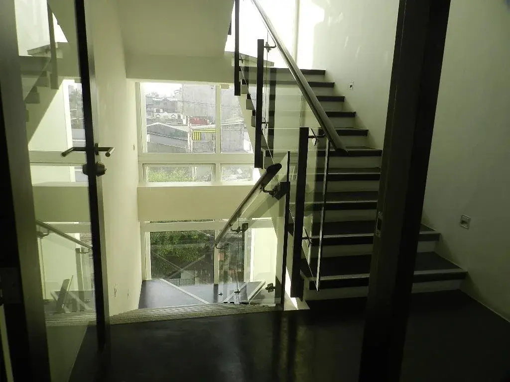 Maia Suites