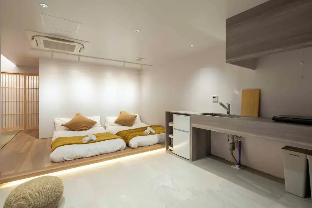 KUTSUROGI SAUNA and STAY