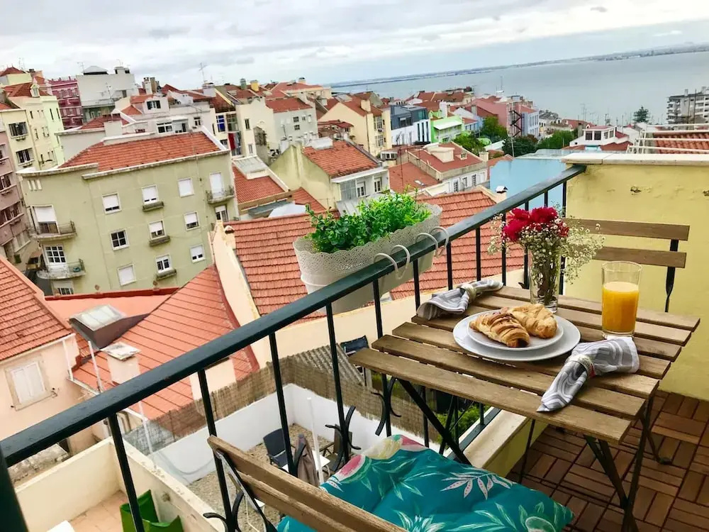 Apartment With One Bedroom In Lisboa, With Wonderful Sea View, Balcony And Wifi
