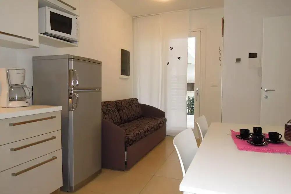 Great one Bedroom Accommodation Close to the sea