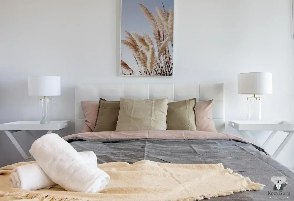 KOZYGURU Docklands Cozy Water View 1BED