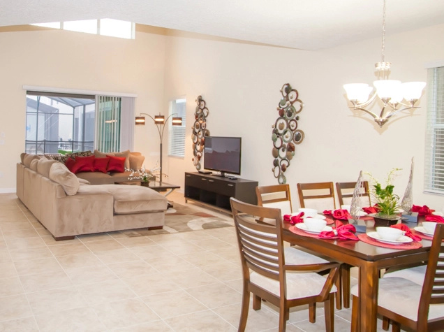 Have a lot for less-Cozy 5BR w/ pool, Kissimmee, US