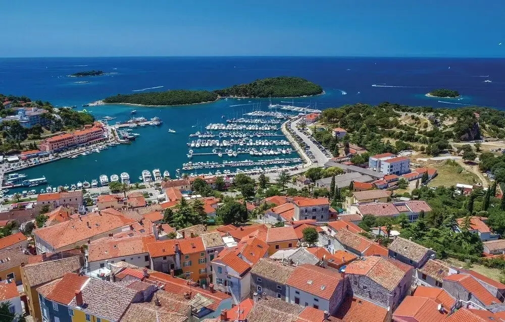 Stunning Home in Vrsar With Wifi and 1 Bedrooms