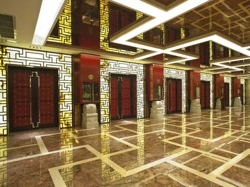 Shun He International Hotel