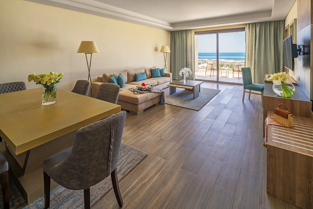 Rixos Premium Magawish Suites and Villas