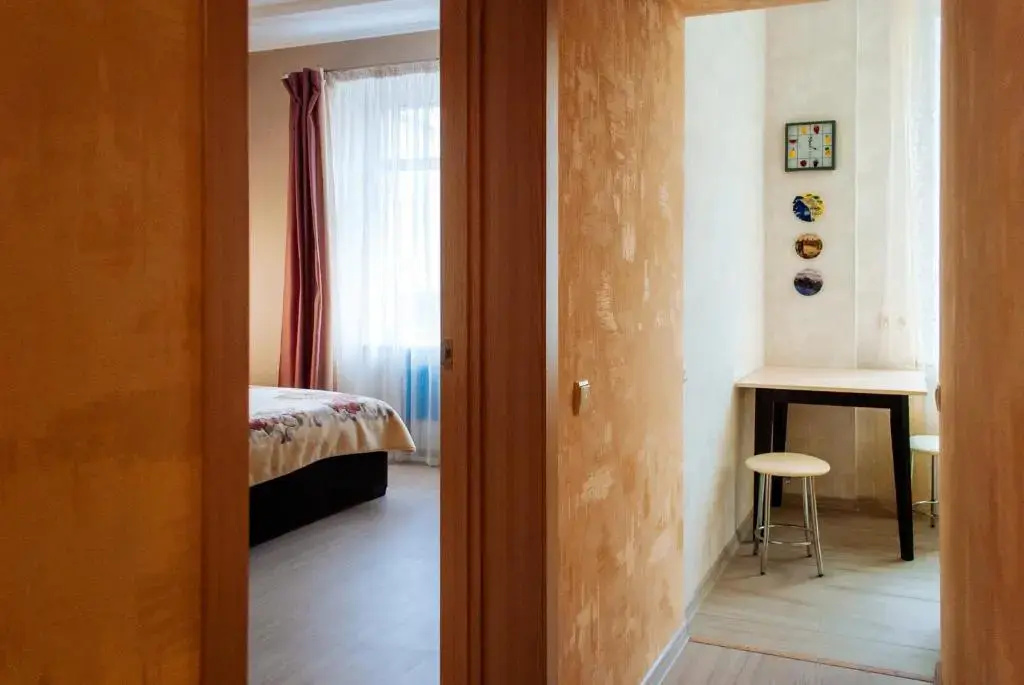 Royal Apartment On Bazhanova 11 A