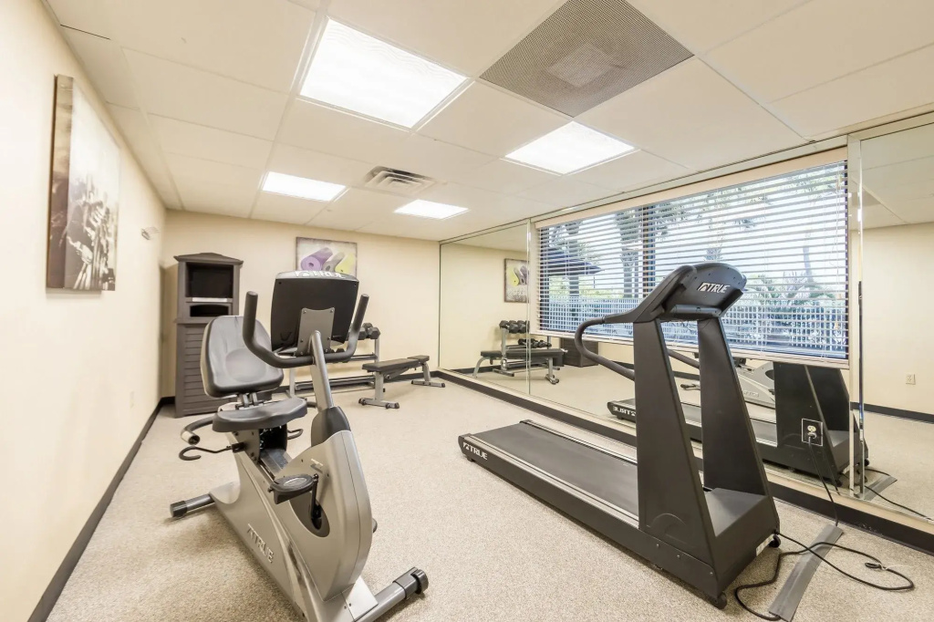 Best Western Plus Sebastian Hotel & Suites