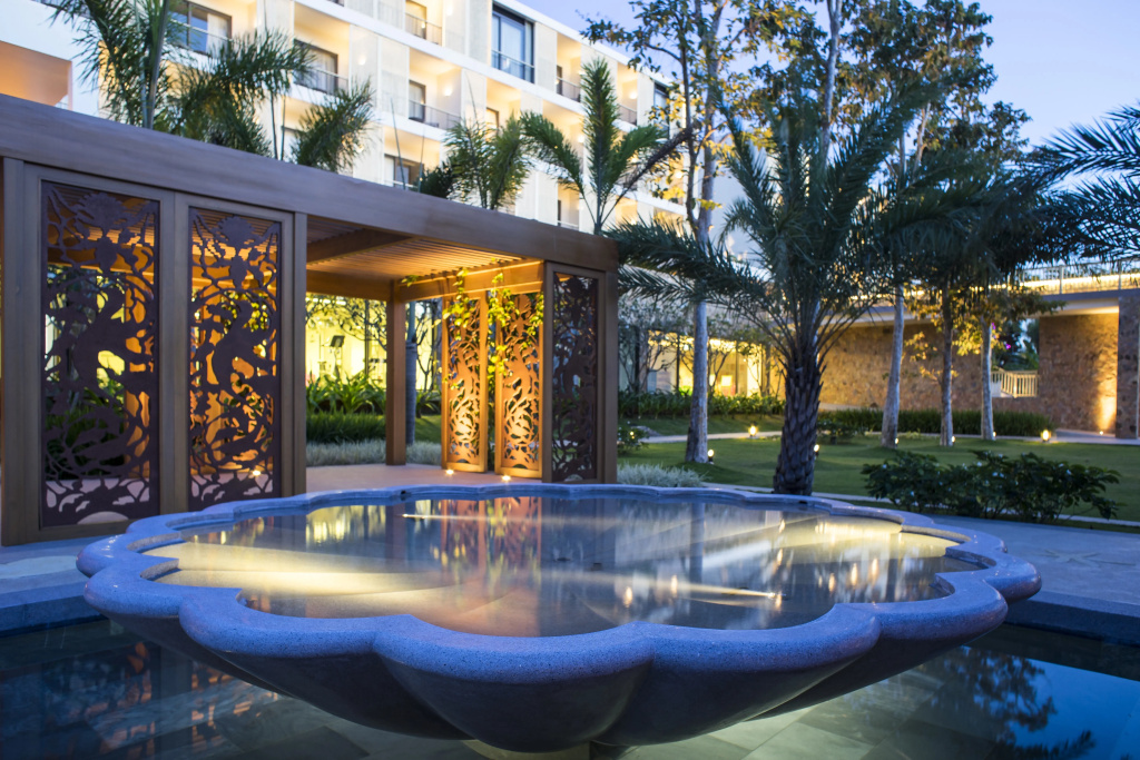 Salinda Resort Phu Quoc - Sparkling Wine Breakfast