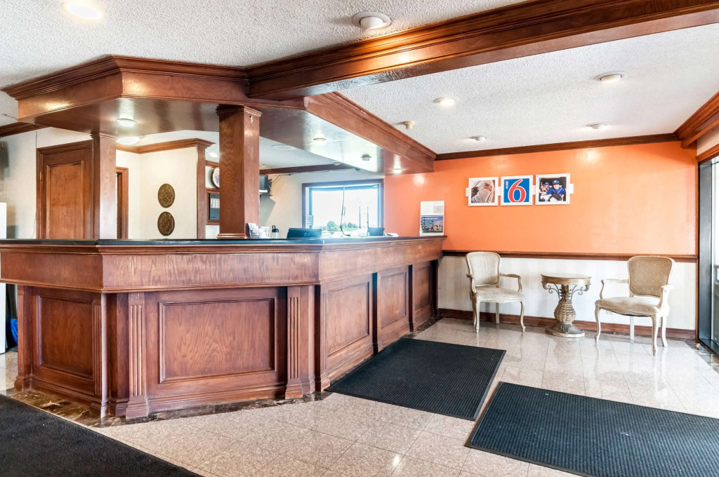 Motel 6-Southgate, MI - Detroit