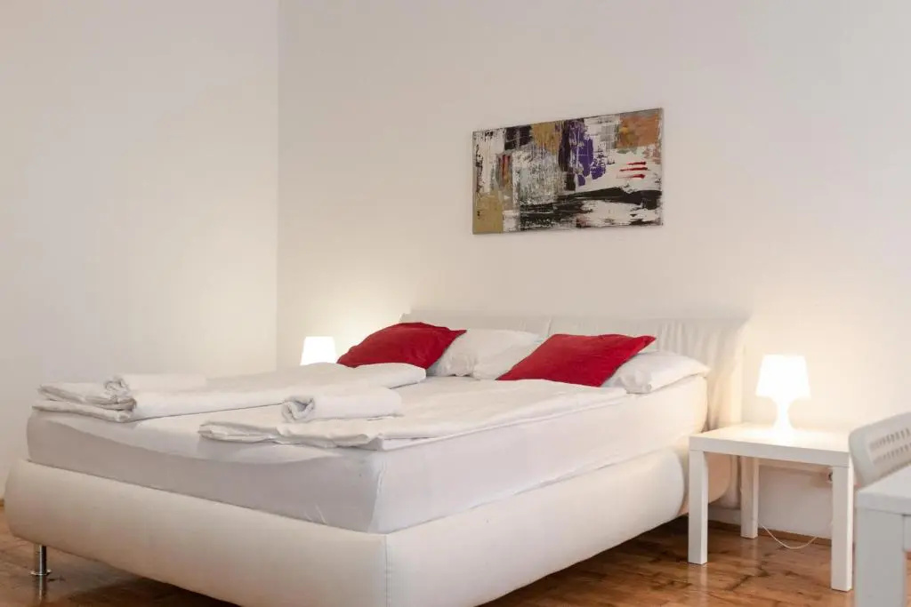 Spacious 3BR - Belvedere - Perfect for long stays