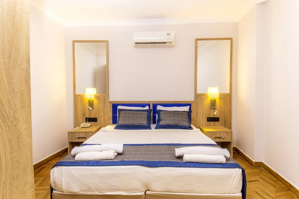 Hotel 1461