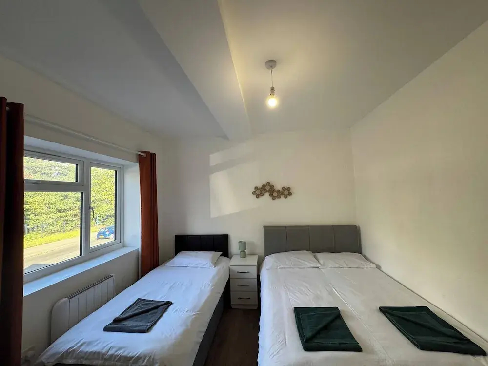 Charming Wallington Apartment With Hot Tub