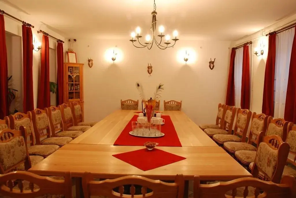 Vaskapu Panzió