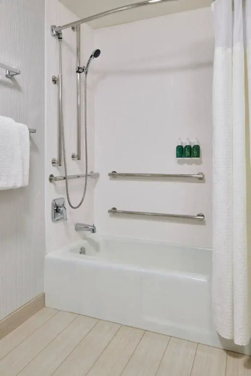 Courtyard by Marriott Indianapolis Castleton