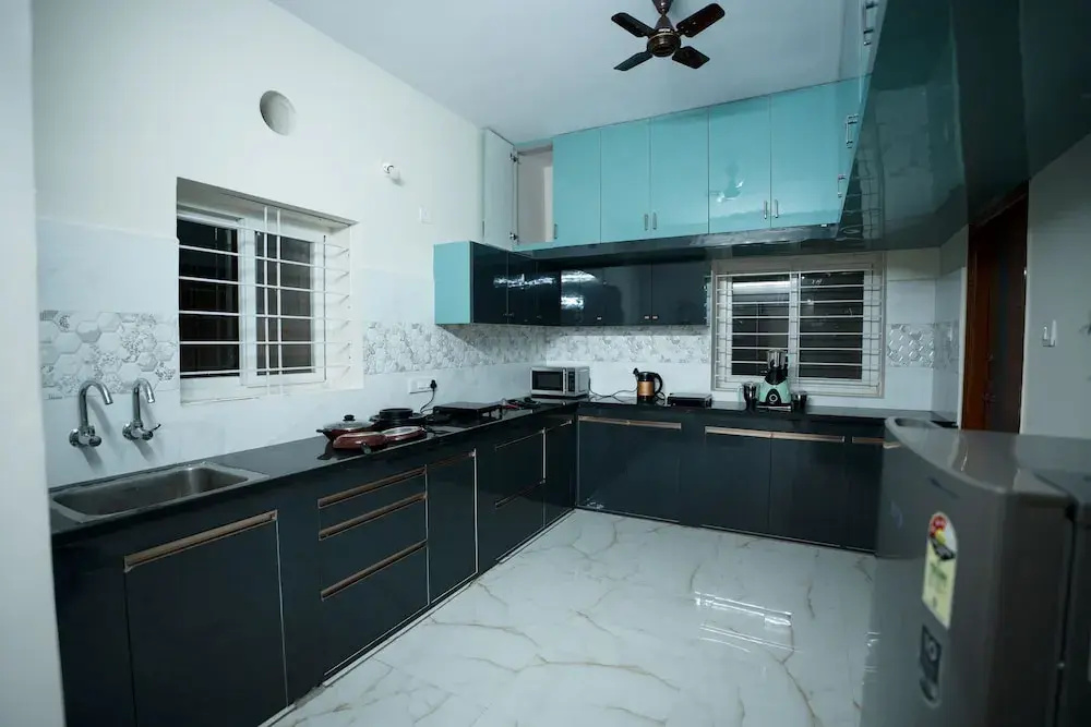 Yellow Bells Serviced Apartments Hitech City