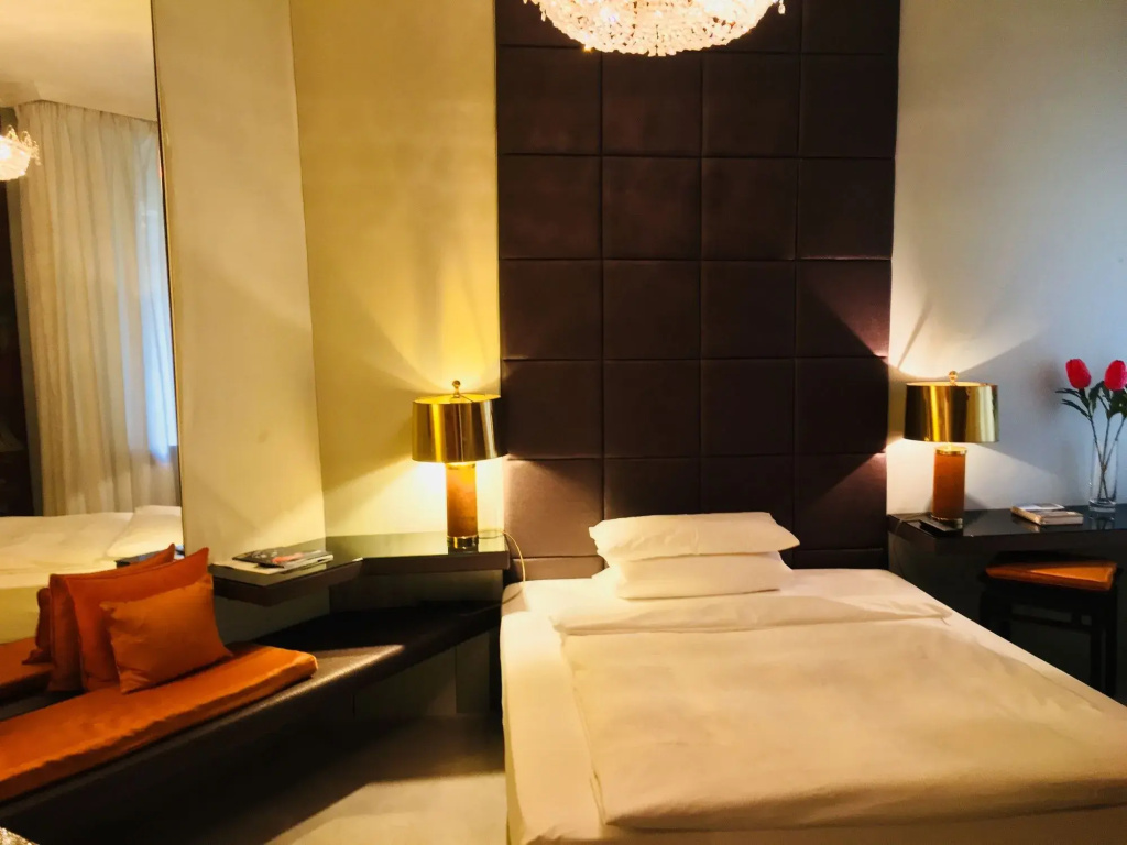 Hotel Opera
