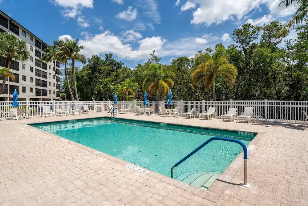 Estero Cove 132 - Beautifully Updated!! 2 Bedroom Condo by RedAwning