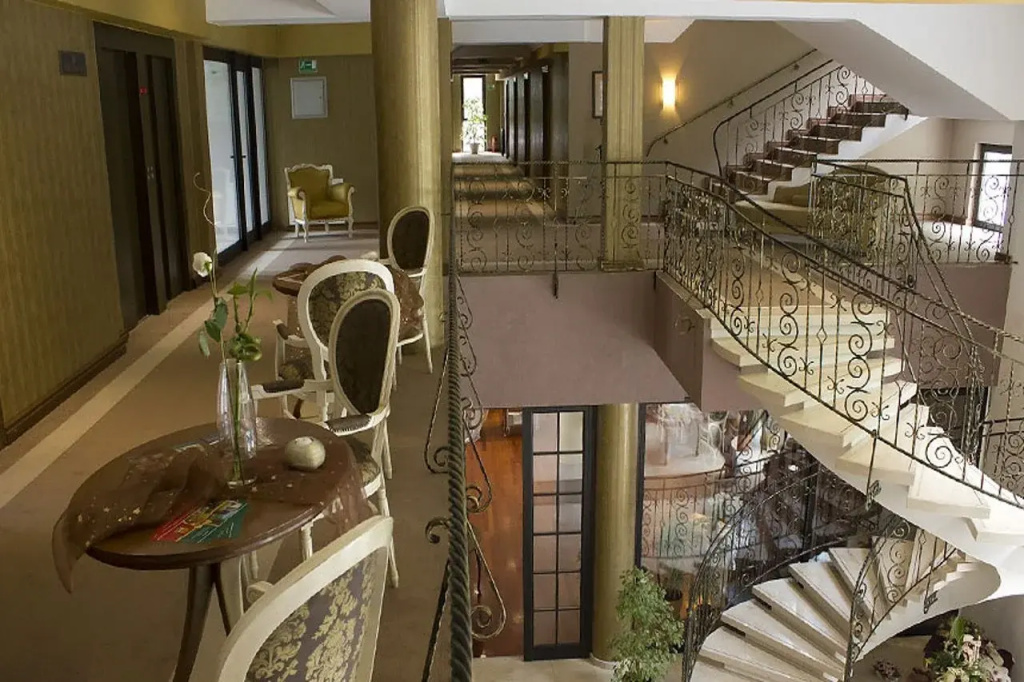 Hotel Kostelski Buk