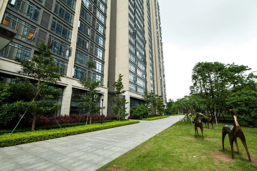 Chimelong LOVE Theme Apartment