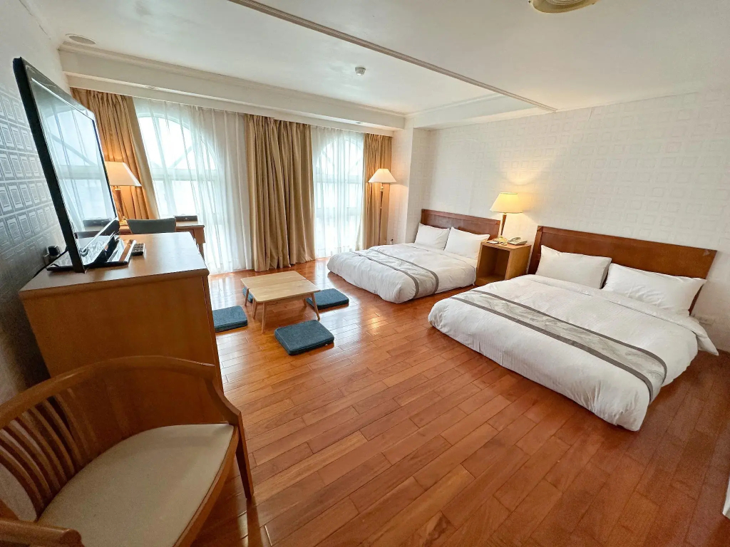Grand Boss Hotel