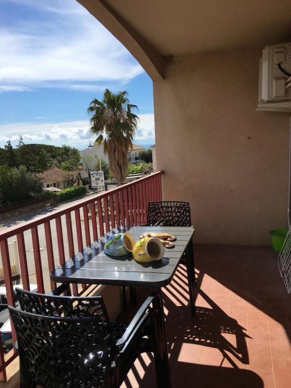 Apartment With one Bedroom in Sari-solenzara, With Wonderful sea View, Furnished Balcony and Wifi - 200 m From the Beach