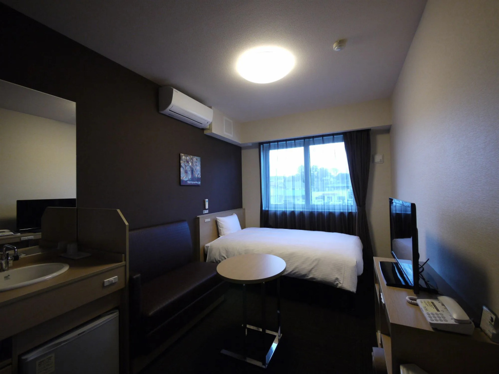 Hotel Route-Inn Tome