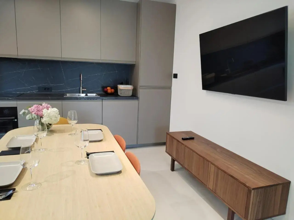 Guesthouse Porto 100m see, close Sandy beach, Pebble beach