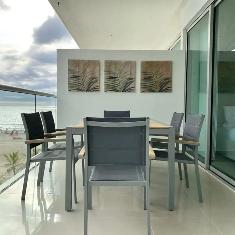 w Stunning 2BR w Pool n AC in Sunny Cartagena