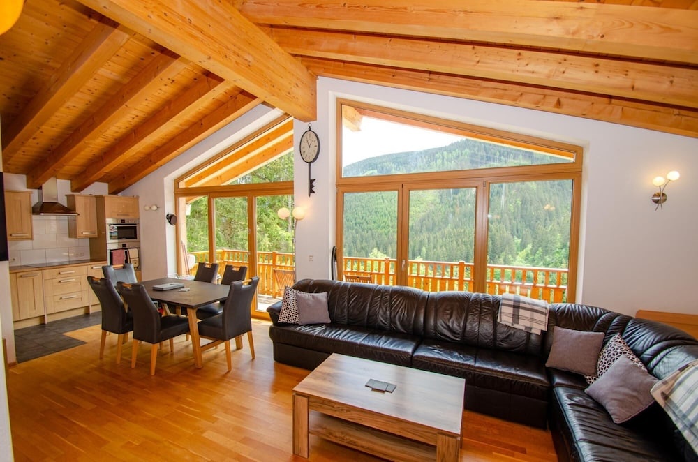 Ski Chalet Jim 300 m From ski Lift