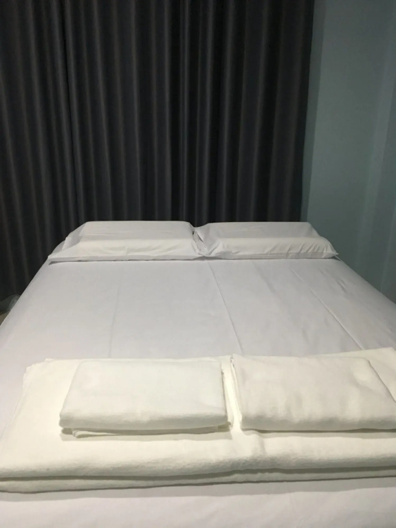 Khaosok Secret Hostel