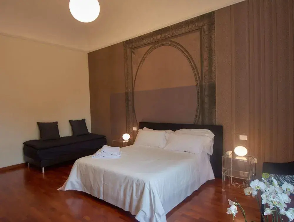 Artistic Charming House